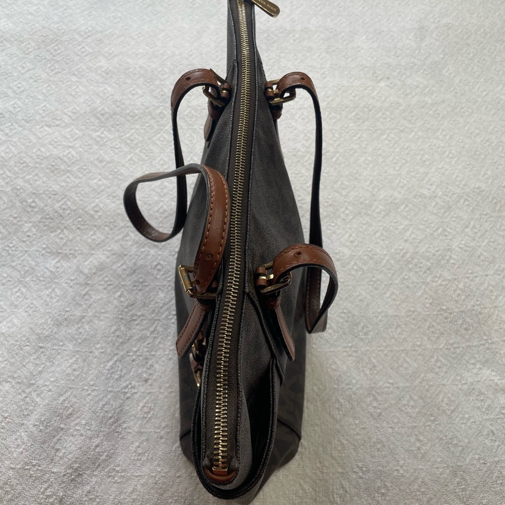 Michael Kors Brown MK Monogram Tote Bag~ Sophisticated Casual - Picture 14 of 15